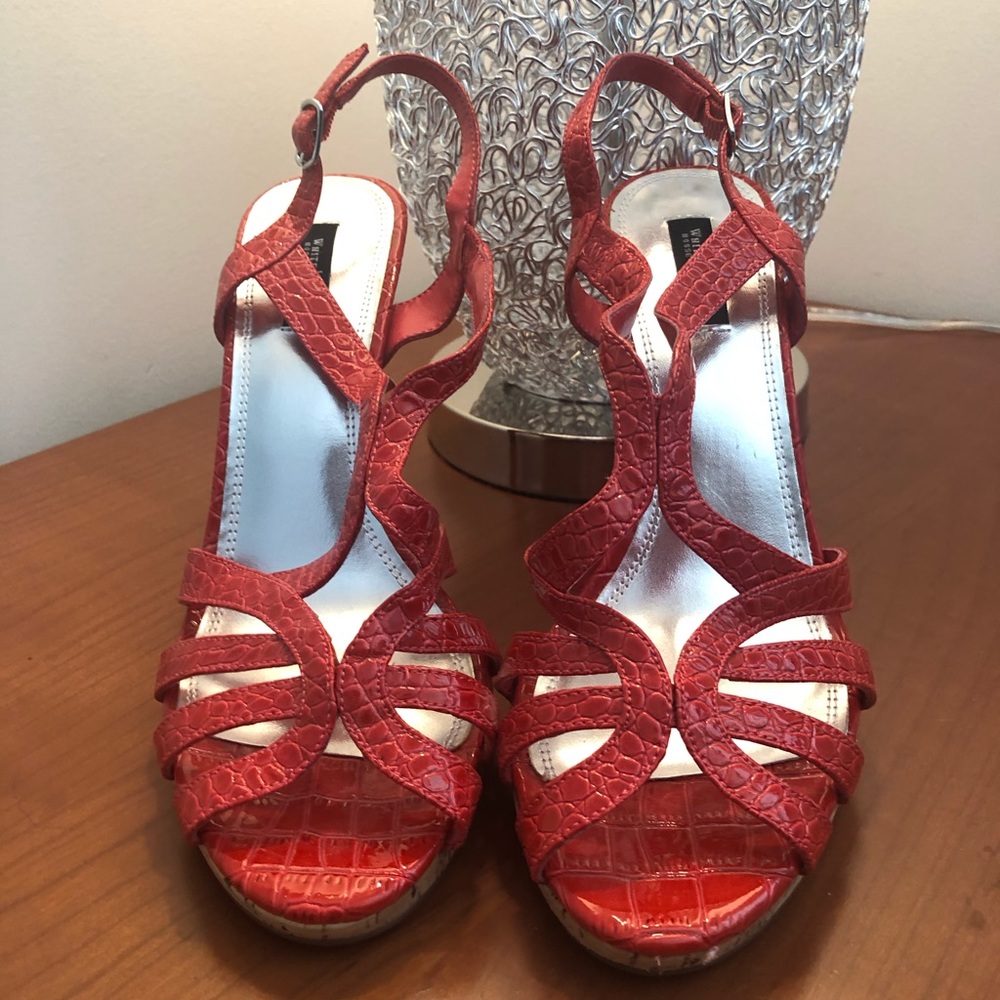 Shoes - Picture 1 of 4